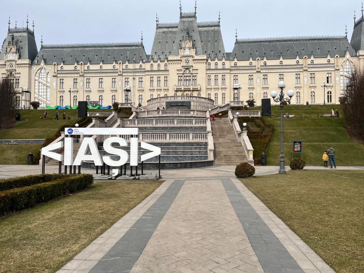 Palas Apartment Iasi Exterior foto